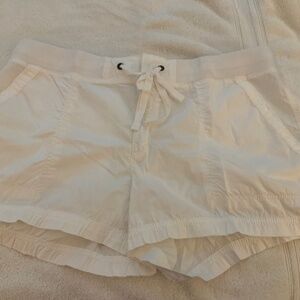 A.n.a White shorts 3.5 inch